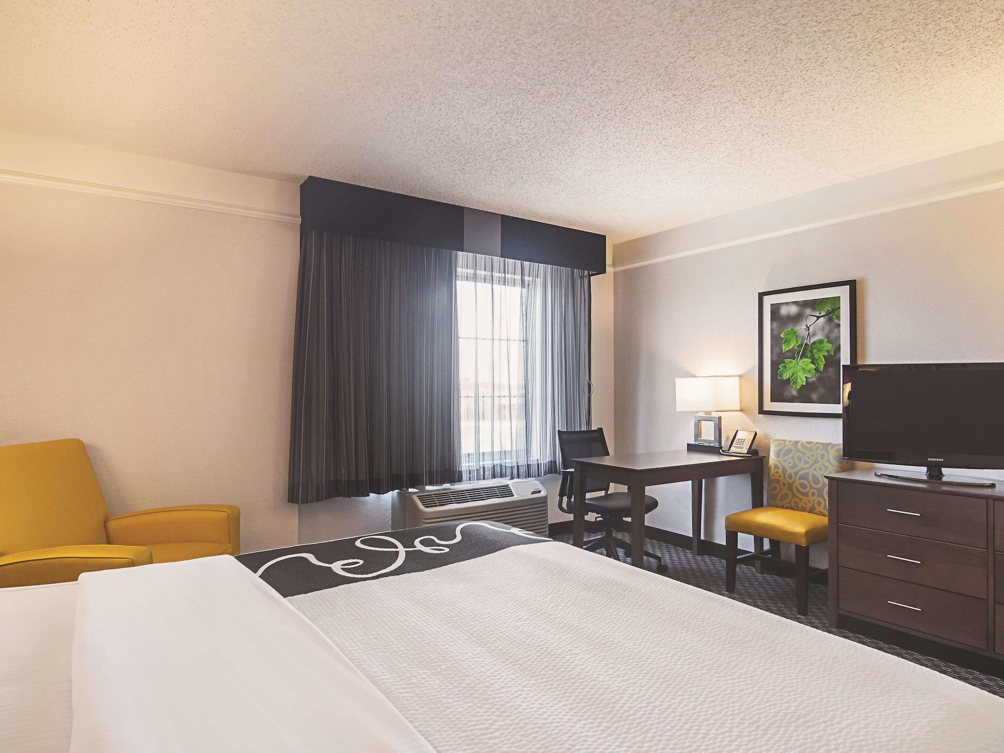 La Quinta By Wyndham Oklahoma City - Nw Expwy Zewnętrze zdjęcie
